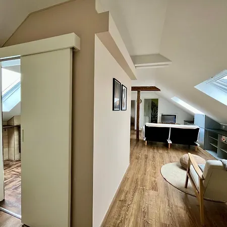 White&grey 3br Proche Centre Et Gare Apartment *