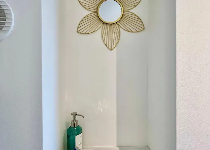 Apartment White&grey 3br Proche Centre Et Gare