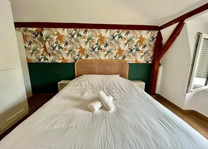 White&grey 3br Proche Centre Et Gare