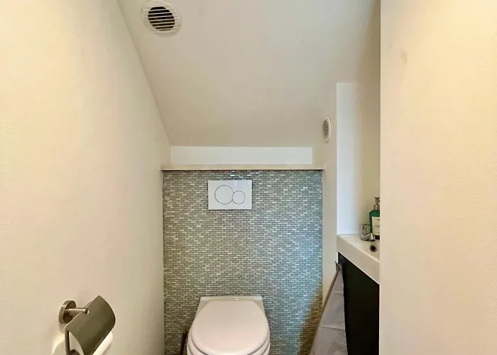 White&grey 3br Proche Centre Et Gare Apartment