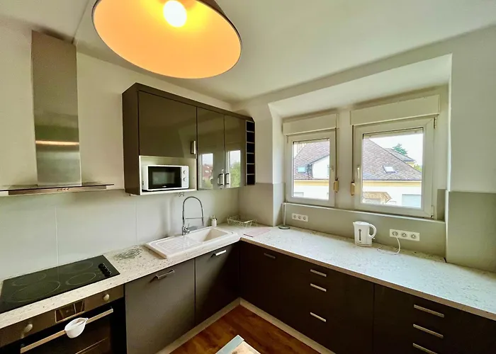 White&grey 3br Proche Centre Et Gare *